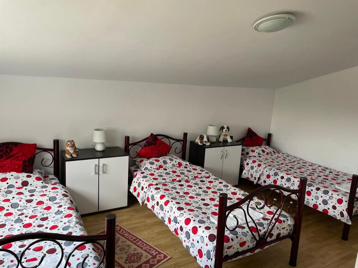 Ekooos Ferienhaus *